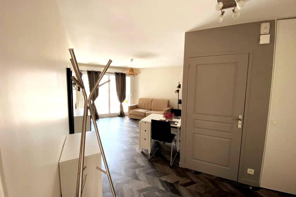 Jeremy T2 Idealement Situethonon Centre Avec Terrasse Et Garage Apartment Thonon-les-Bains